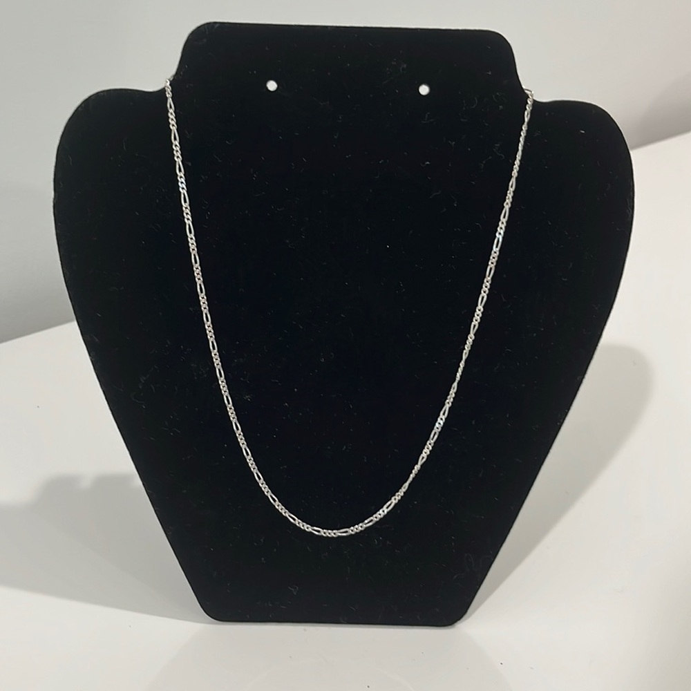 Woman’s Sterling Silver Figaro Necklace 18 in